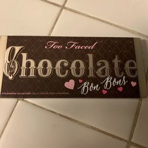 Too faced chocolate bon bon pallet
